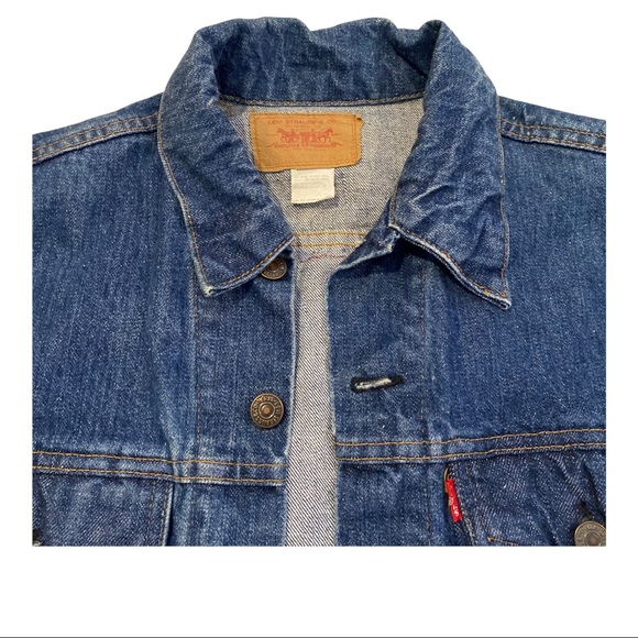 VTG Levi’s Embroidered Denim Jacket - Picture 2 of 14